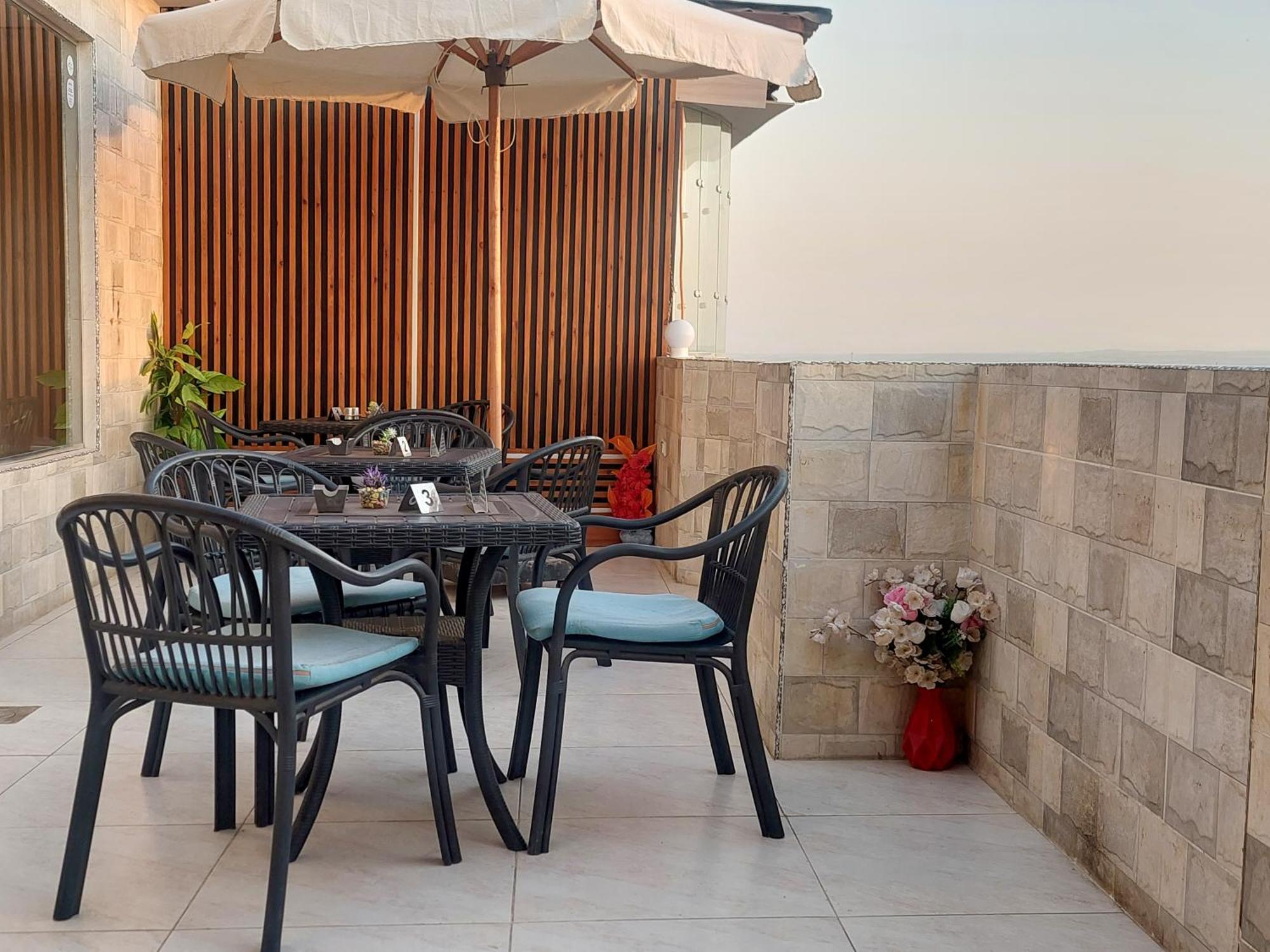 Jumeirah Pyramids View Inn Kafret el-Gabal Extérieur photo