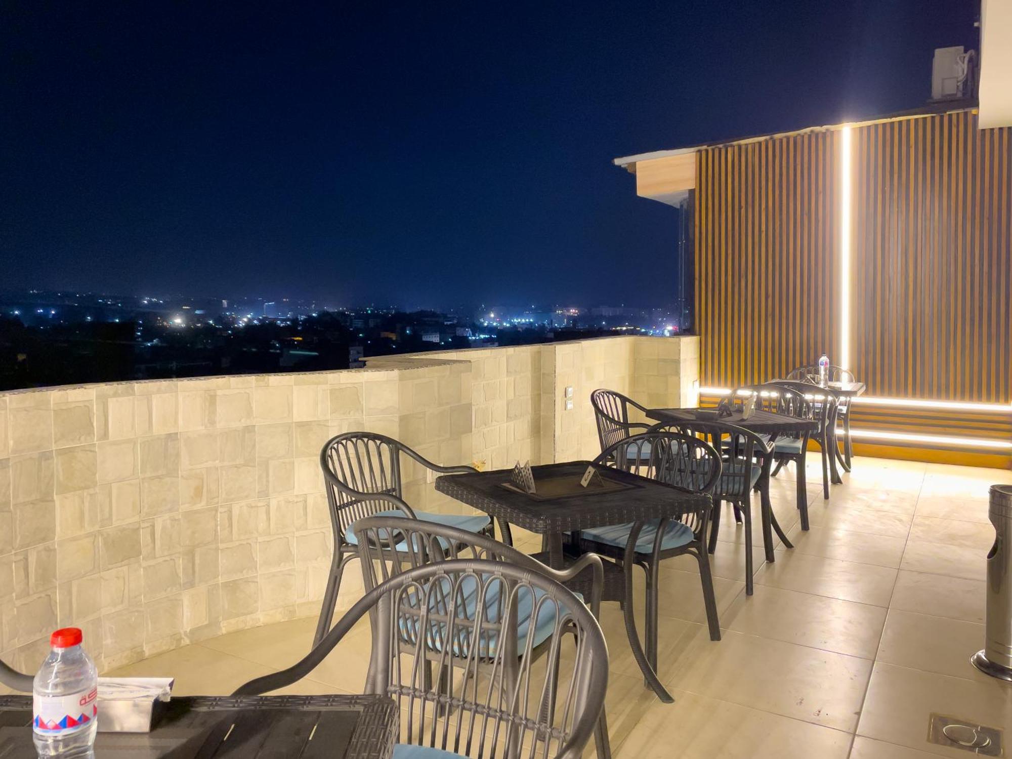 Jumeirah Pyramids View Inn Kafret el-Gabal Extérieur photo