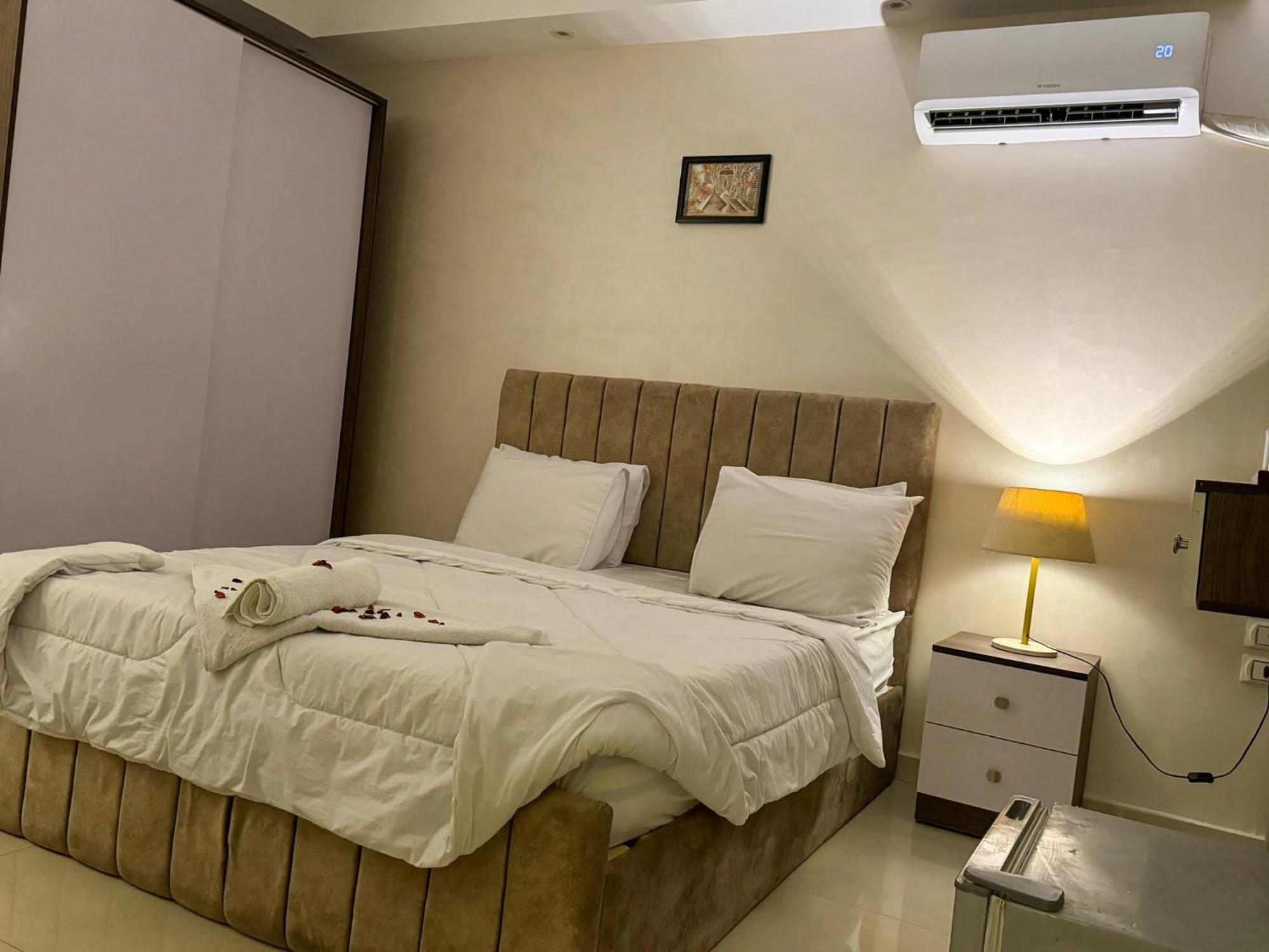 Jumeirah Pyramids View Inn Kafret el-Gabal Chambre photo